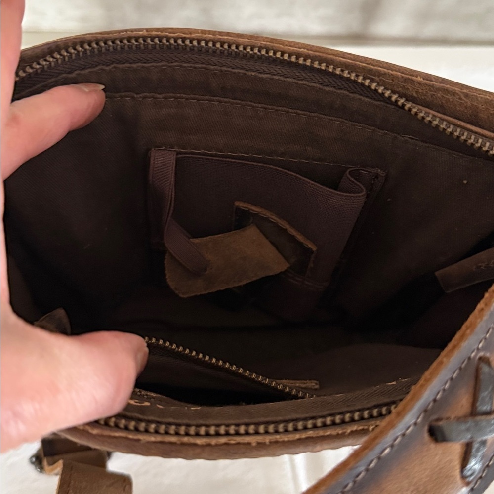 STS Crossbody purse with concealed carry inside - Picture 5 of 5